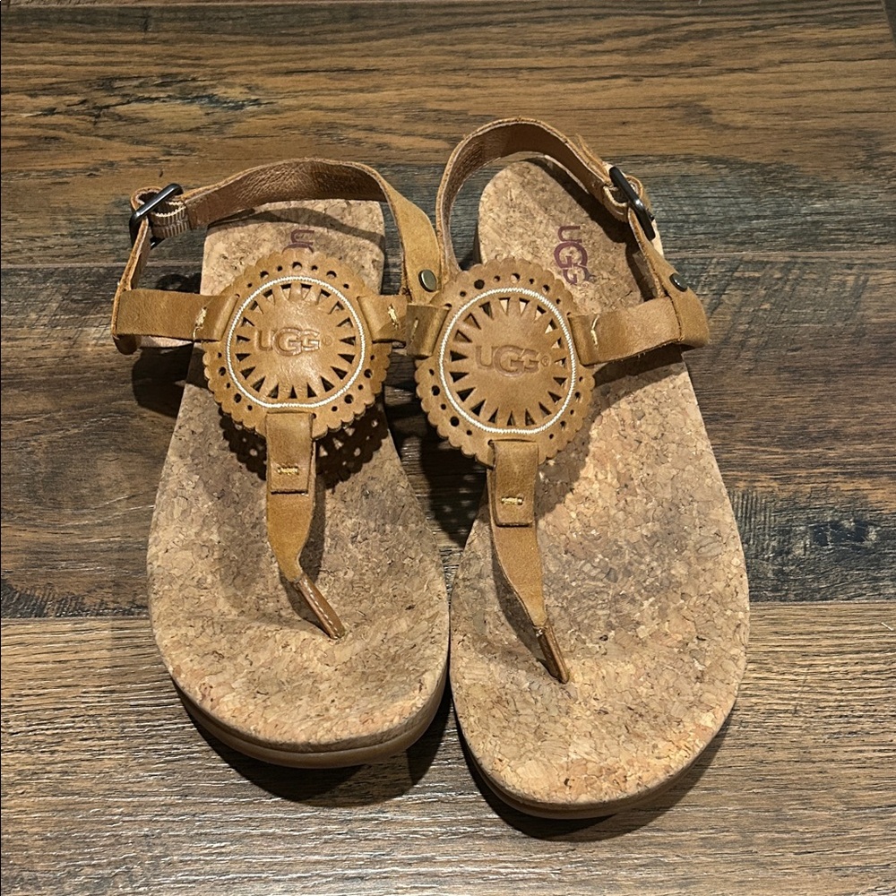 Ugg Ayden II Women Tan Leather Sandals Size 8 Used/Good Condition